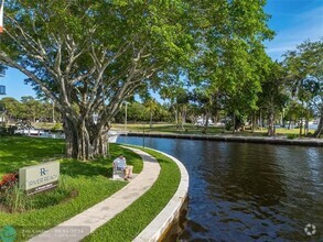 Building Photo - 1201 River Reach Dr