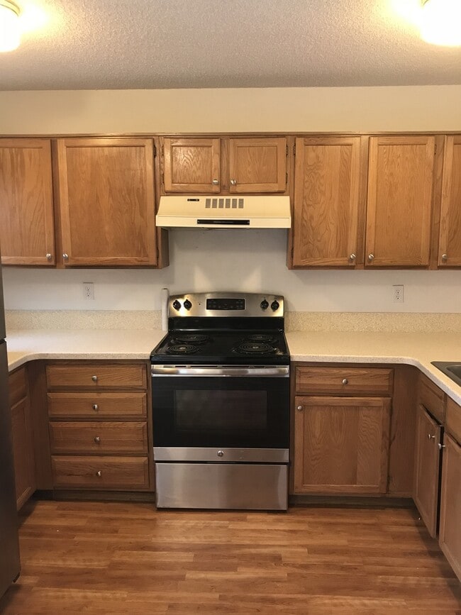 Foto del edificio - Charming 2-Bed/2.5-Bath Townhome in Cherry Creek School District!