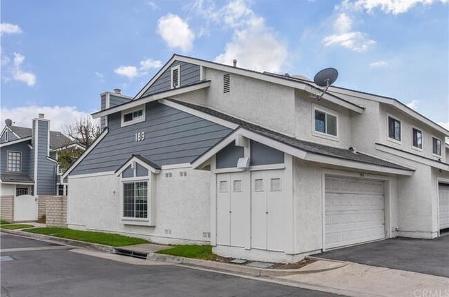 Building Photo - 189 N Magnolia Ave