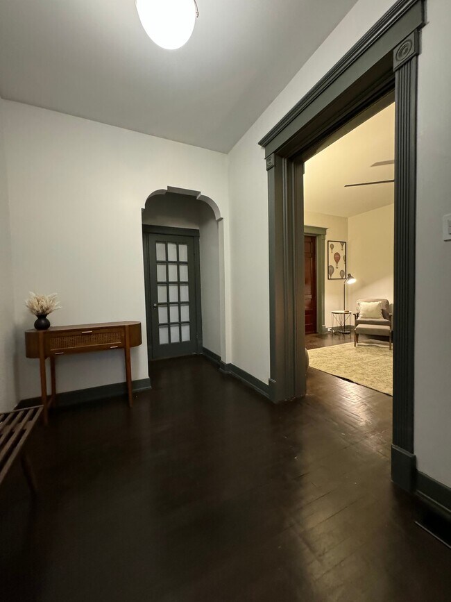 Foto del edificio - 3319 Halliday Ave
