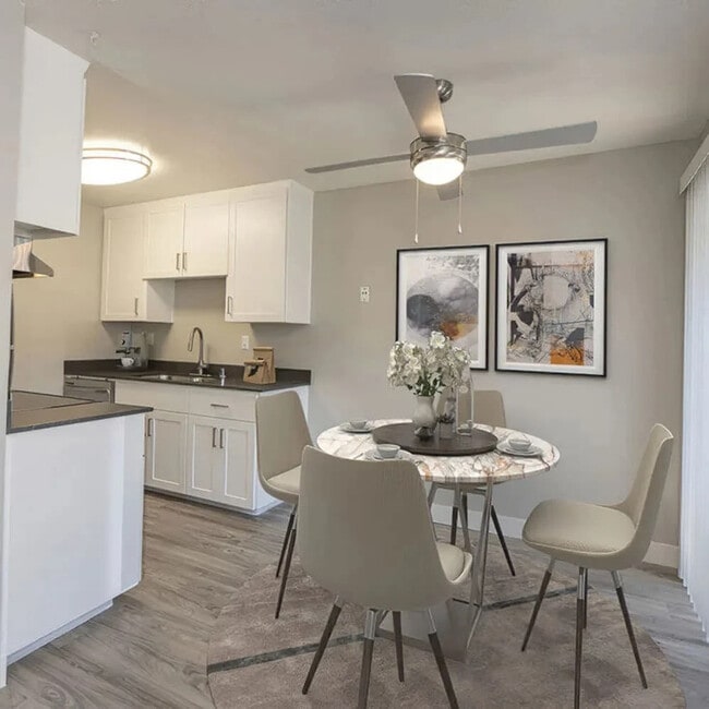 Building Photo - The Easton