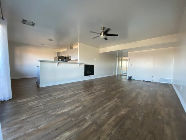 Foto del edificio - 3163 Cashill Blvd