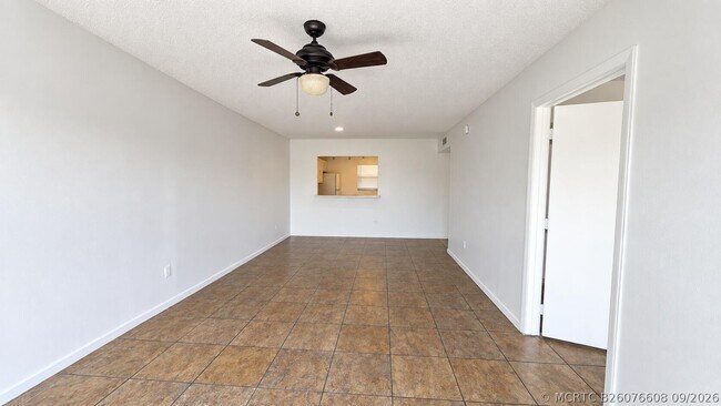Building Photo - 4131 Stirling Rd
