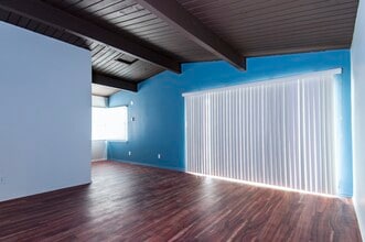 Building Photo - 72458 Sunnyslope Dr