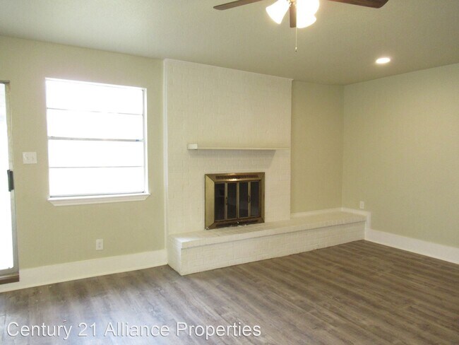 Building Photo - 3 br, 2 bath House - 524 Guadalupe Dr.