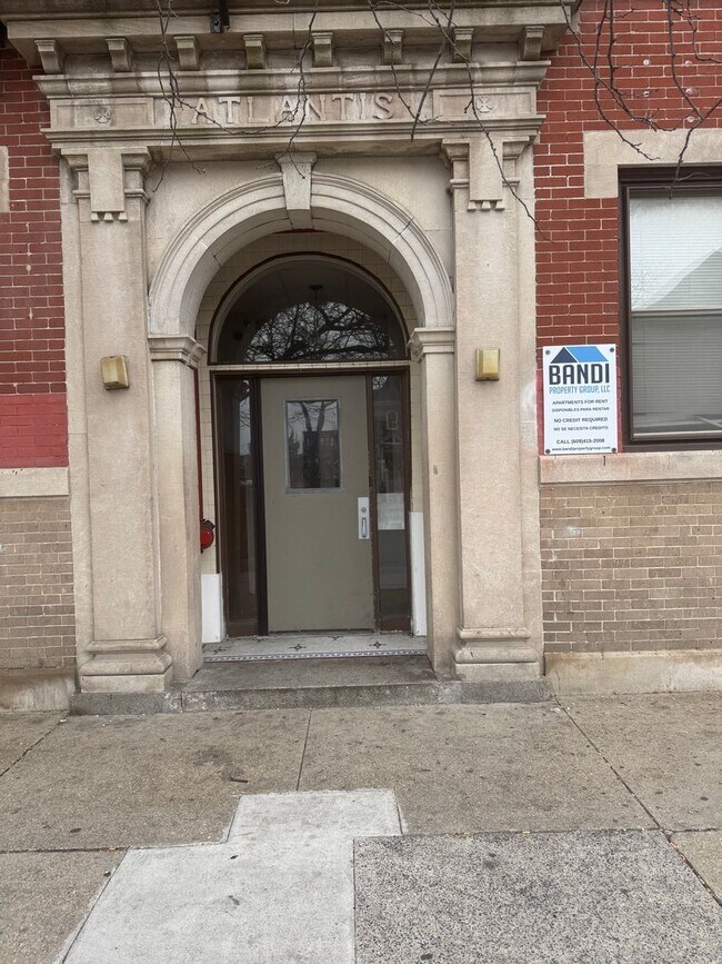 Building Photo - 2628 Atlantic Ave