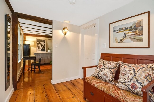 Foto del edificio - 144 Old Connecticut Path