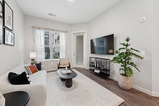 Foto del edificio - Alta NOVA Apartments & Townhomes