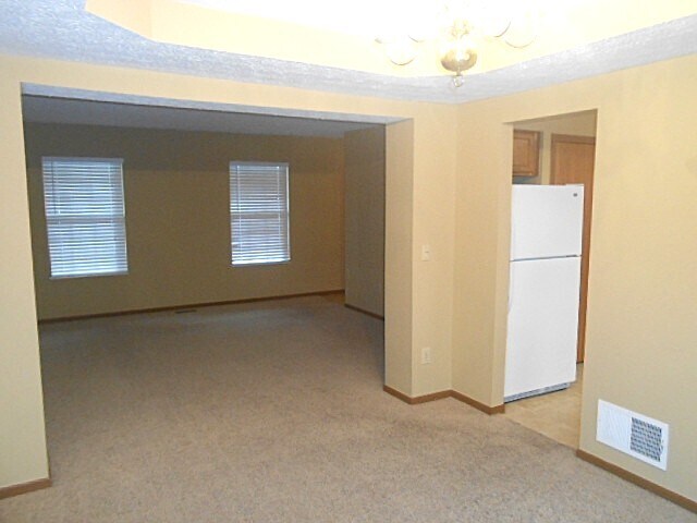 Foto del edificio - 5104 Blossom Ct