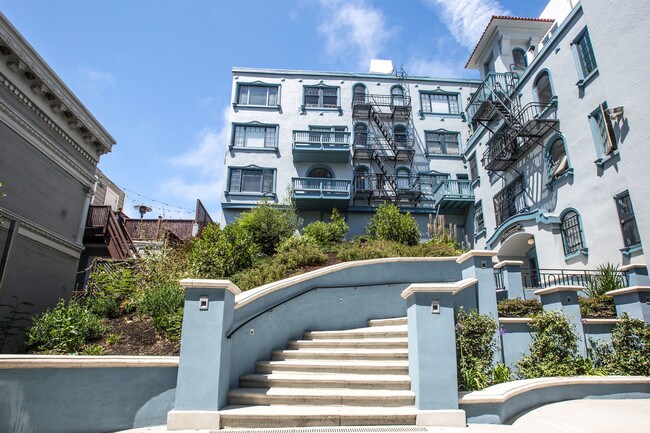 Building Photo - 621 Stockton St