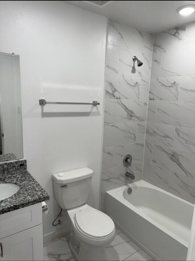 Foto del edificio - 9403 Madera Rd