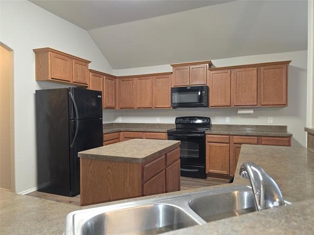 Building Photo - 1600 Wickham Dr