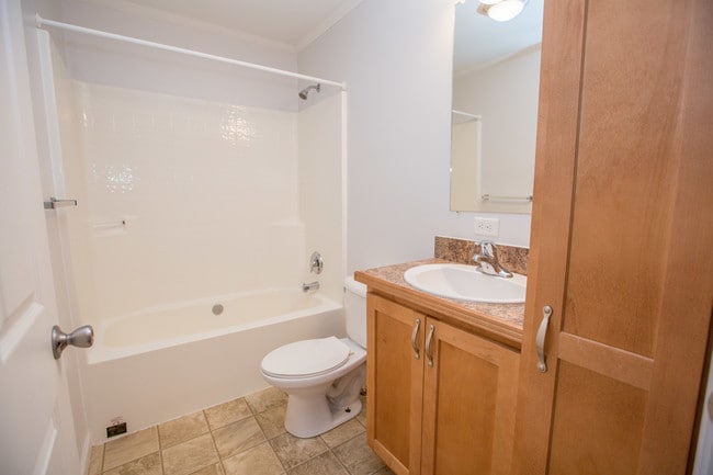 Building Photo - 2074 Harpy Eagle Ct