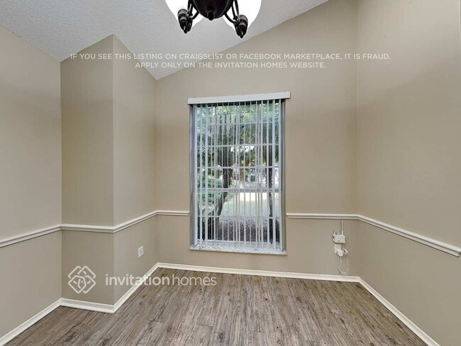 Foto del edificio - 545 Tall Oaks Terrace