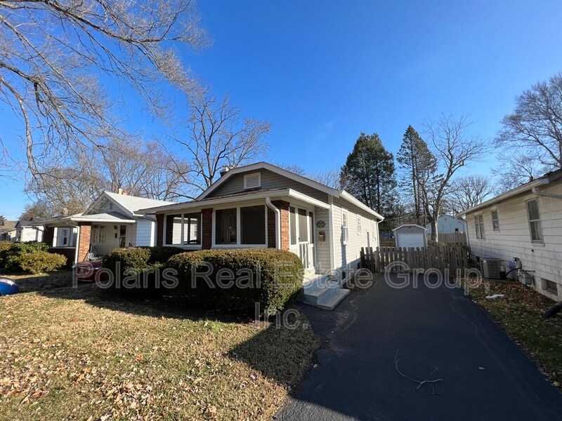 Primary Photo - 6115 Ralston Ave