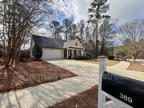 Building Photo - 389 Sandleton Way