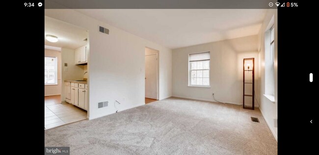 Building Photo - 9094 Lambskin Ln