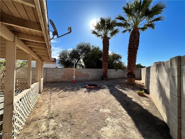 Foto del edificio - 5757 Yerington Ave