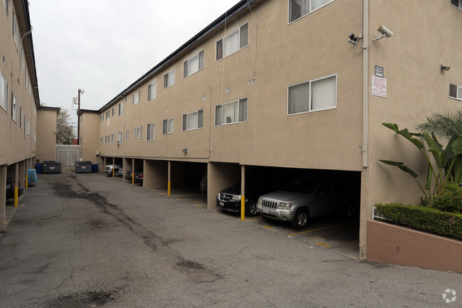 Building Photo - Point View Apartments