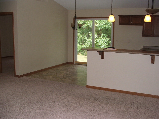 Foto del edificio - 3 bedroom 2 bathroom home in Jimtown Schools!