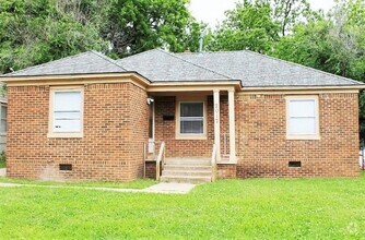 Building Photo - 2017 NE 21st St