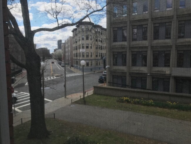 Building Photo - 39 Hemenway St