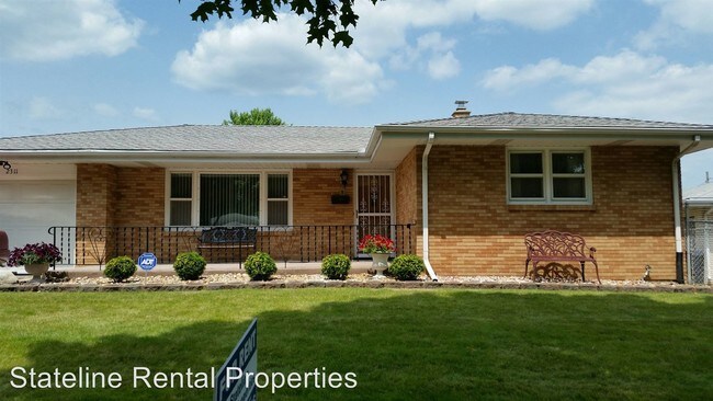 Building Photo - 2 br, 2 bath House - 2311 Arthur Ave