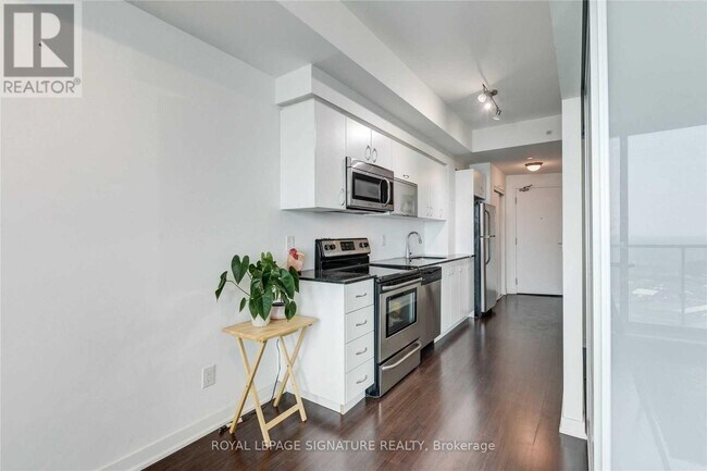 Building Photo - 150 E Liberty St