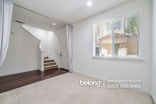Building Photo - 6704 S Mariposa Ln