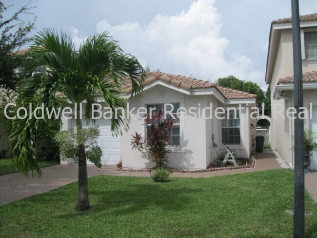 Building Photo - 5467 NW 95th Ave
