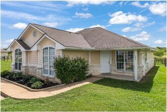 Building Photo - 1227 Flying Ace Cir