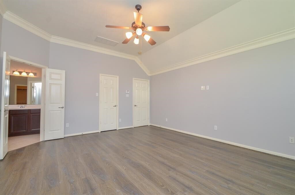 Foto del edificio - 6726 Oakman Ln