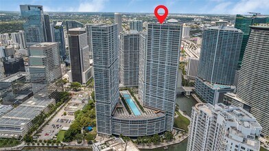 Building Photo - 475 Brickell Ave