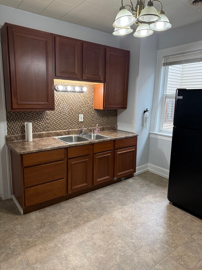 Building Photo - 7425 W Greenfield Ave