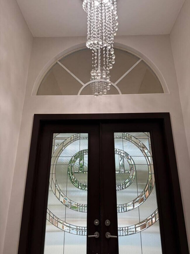 Foto del edificio - 9141 NW 152nd St