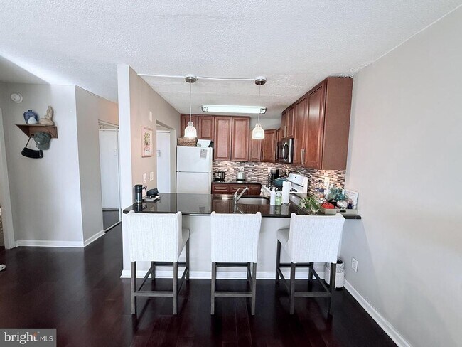 Foto del edificio - 11801 Rockville Pike