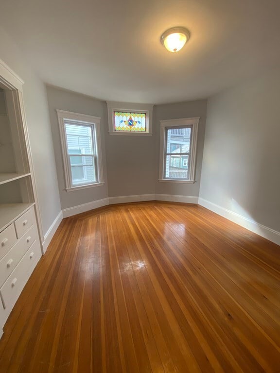 Building Photo - 41 S Munroe Terrace