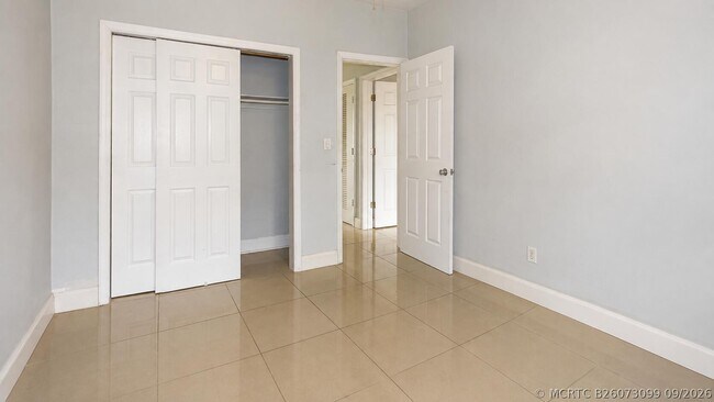 Foto del edificio - 2631 SW 13th Ave
