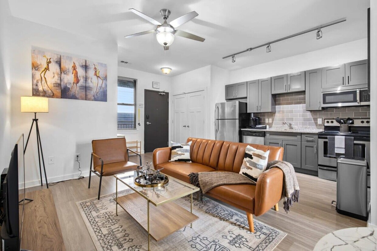 Foto principal - 1016 18th Ave S