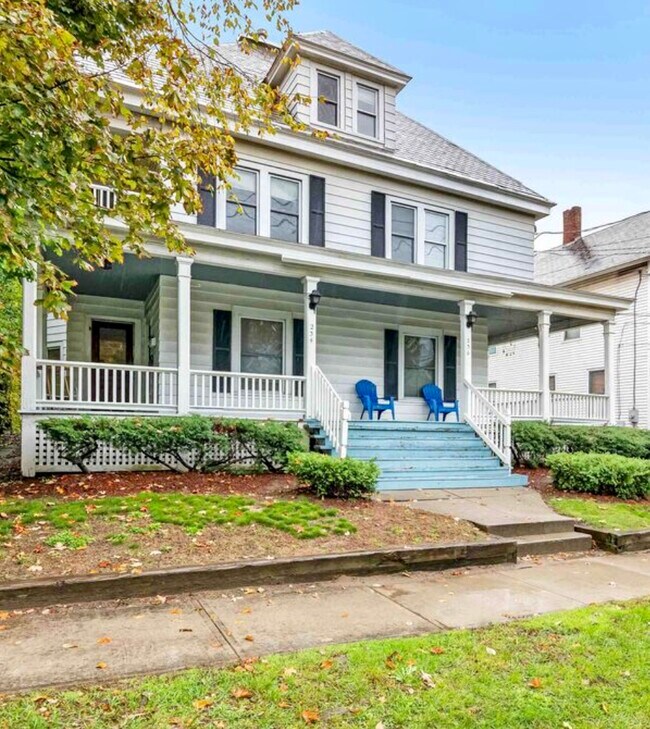 Foto del edificio - 234 Shelburne Rd