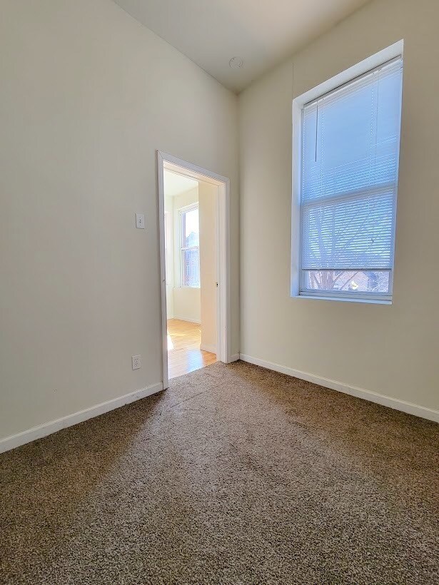 Foto del edificio - 1543 N Talman Ave