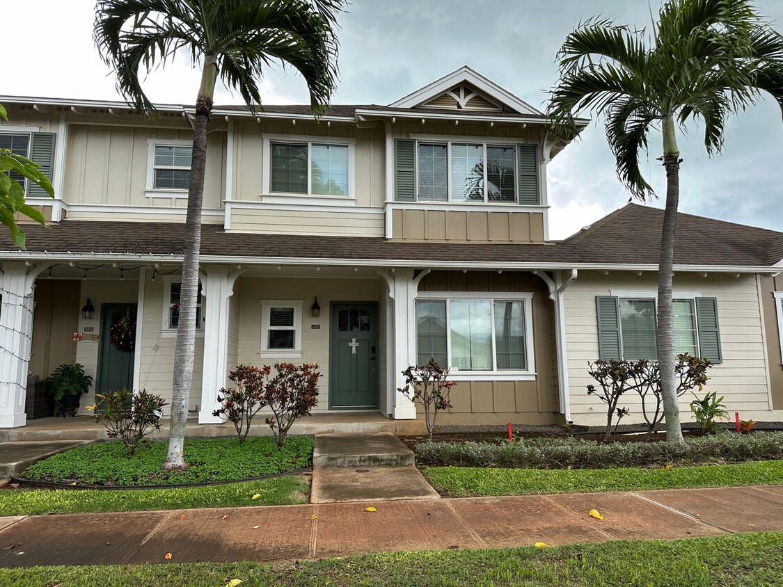 Foto principal - Split Level Townhome in Ocean Pointe