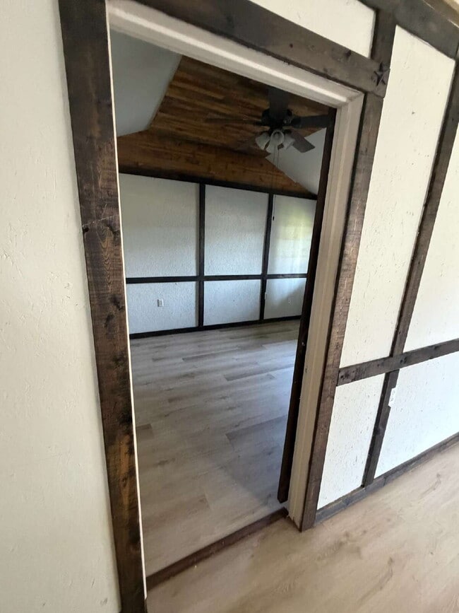 Building Photo - Charming 1-Bedroom Home with Modern Amenities in Marshall, TX!