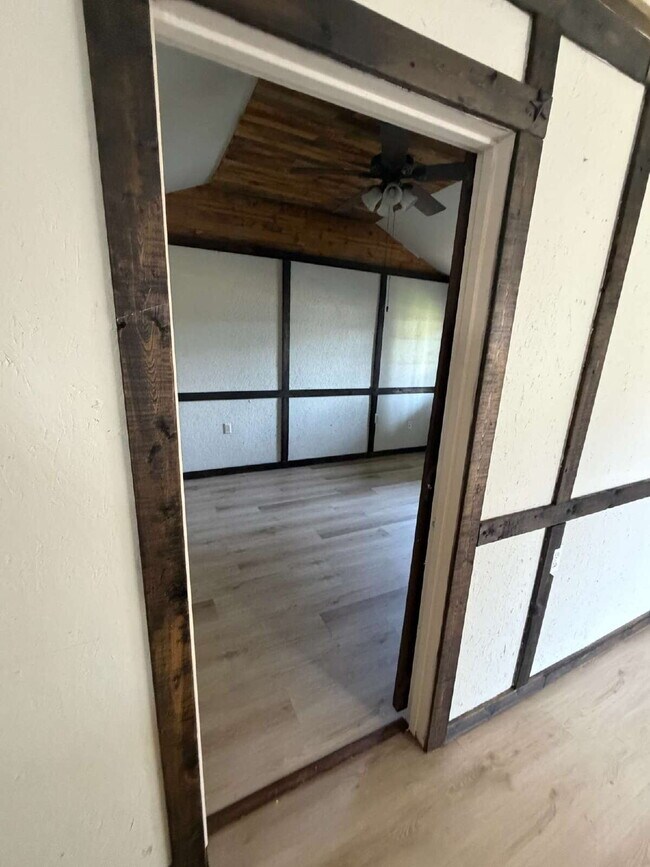 Foto del edificio - Charming 1-Bedroom Home with Modern Amenities in Marshall, TX!