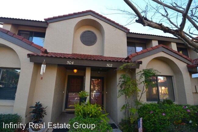 Foto del edificio - 2 br, 2 bath House - 502 Club Dr