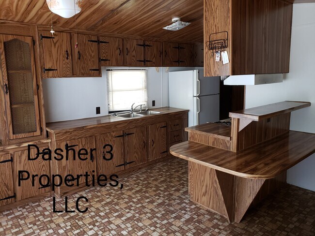 Building Photo - 462 Mapleleaf Cir