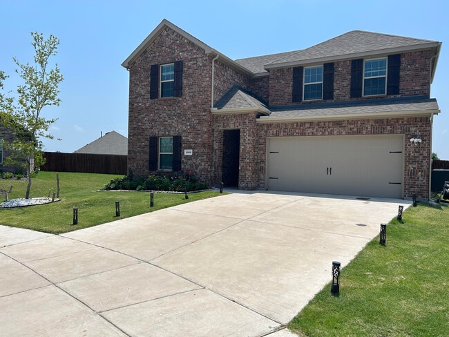 Building Photo - 1316 Wrangler Way