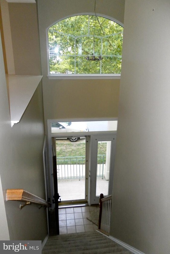 42973 Beachall St, Chantilly, VA 20152 Townhouse for Rent in Chantilly, VA