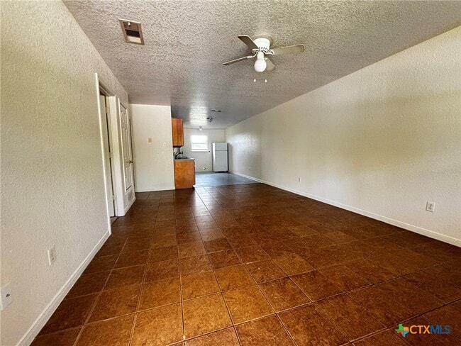 Building Photo - 434 County Rd 4616