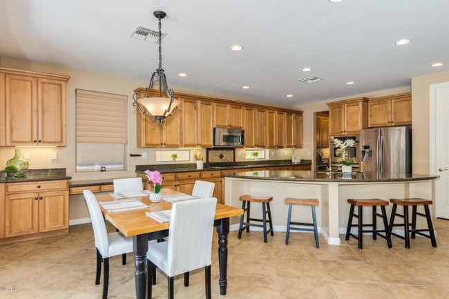Foto del edificio - 38521 N Donovan Ct